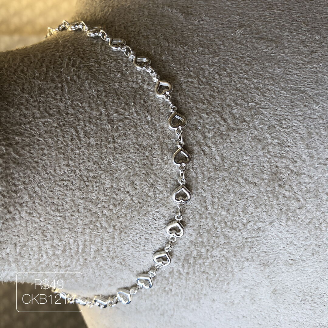 Choker de Coração Liso Prateada